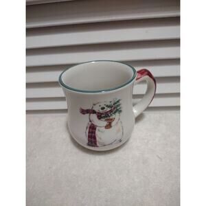 Pfaltzgraff Snow Bear Holiday Winter stoneware white red coffee mug cup